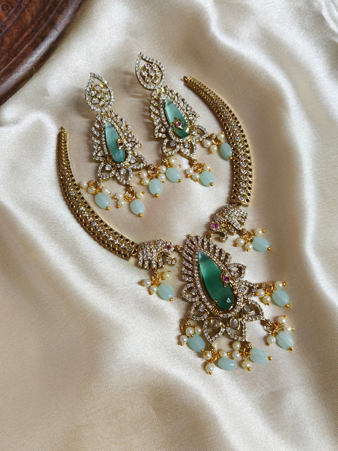 Royal Blush AD Necklace Set