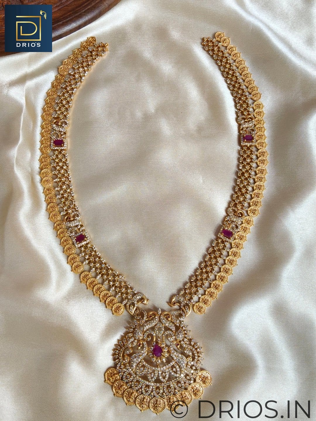Brass jewellery set