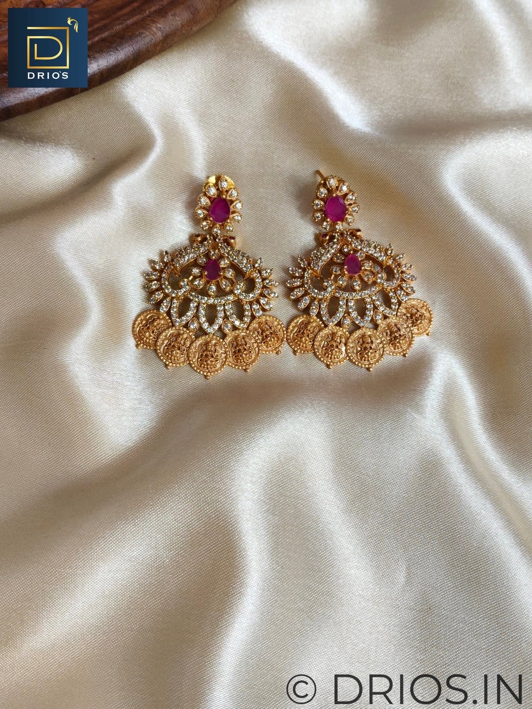 Brass jewellery set