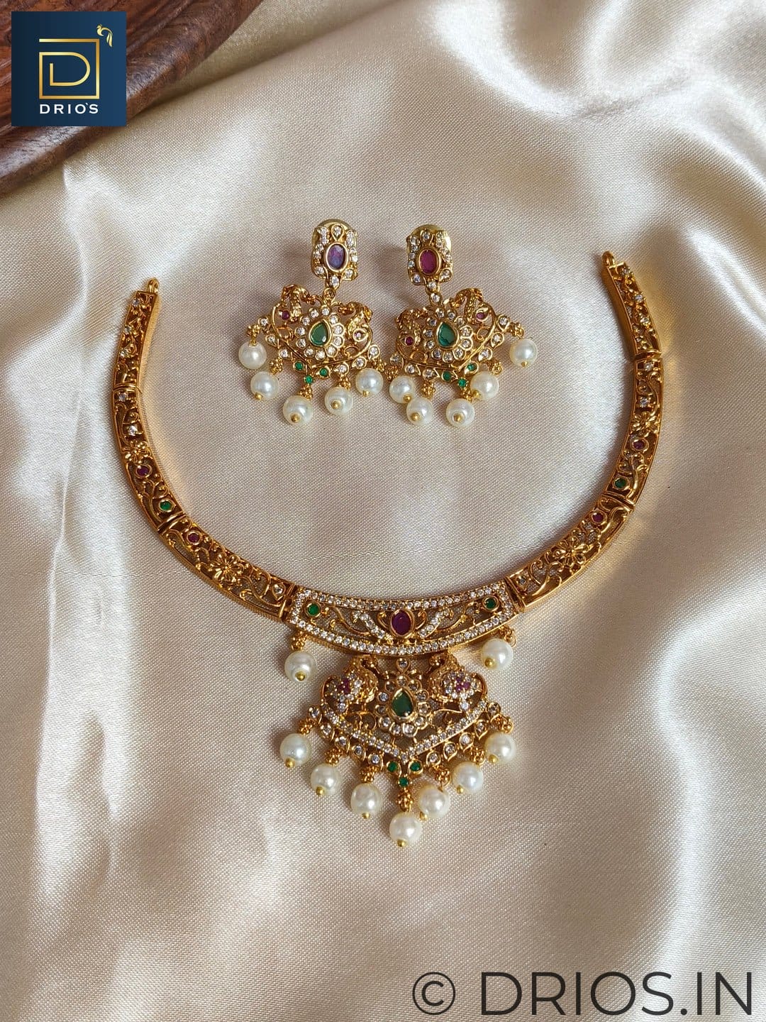 Brass jewellery set
