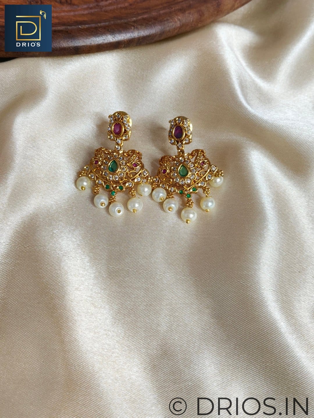 Brass jewellery set