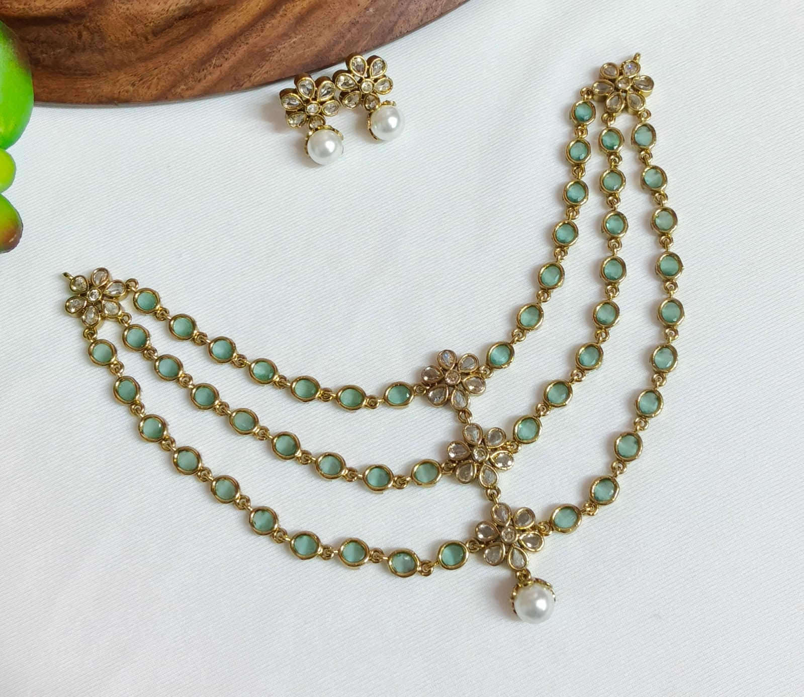 Ethnic Neck Set