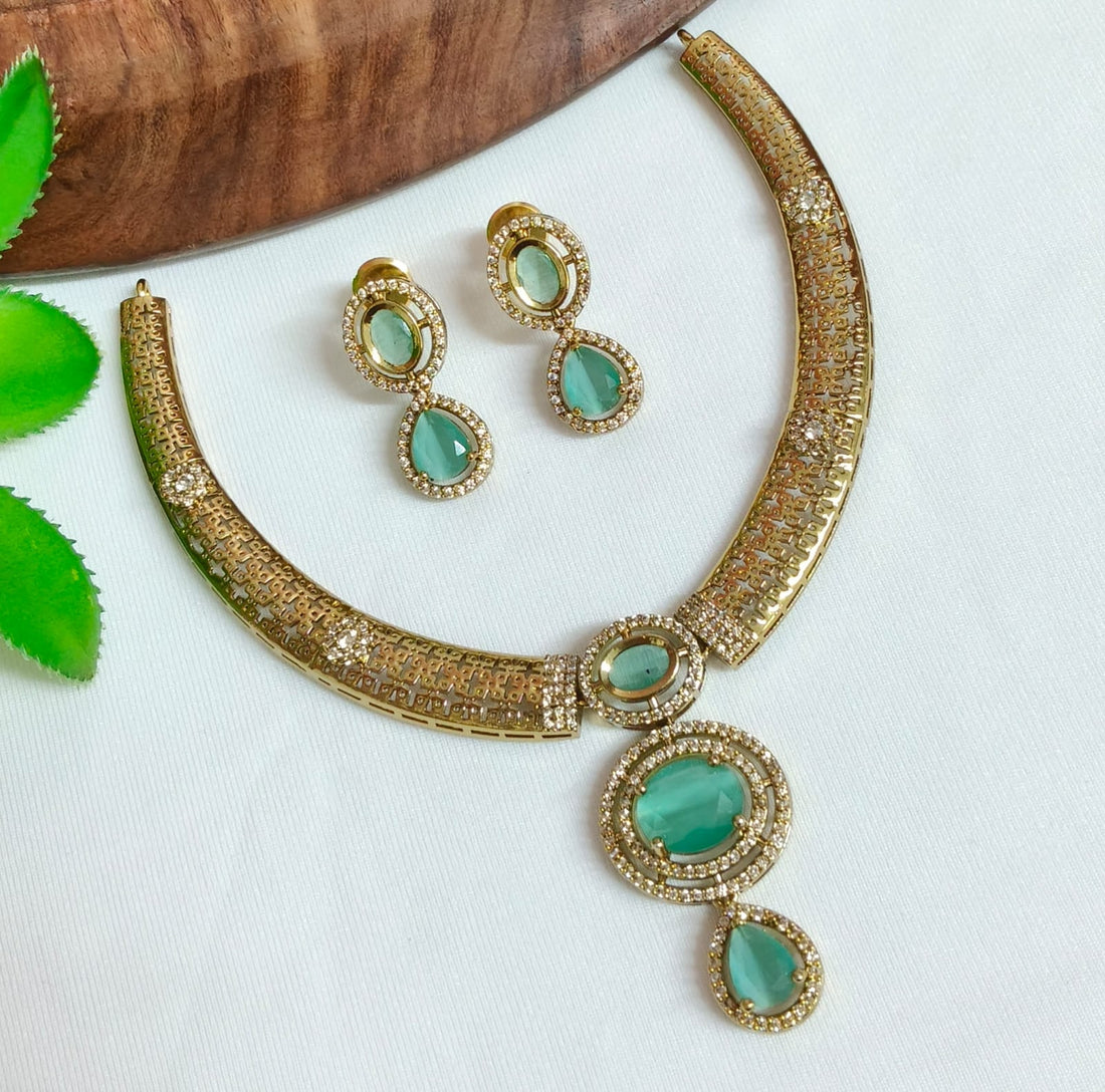 NECKLESS SET