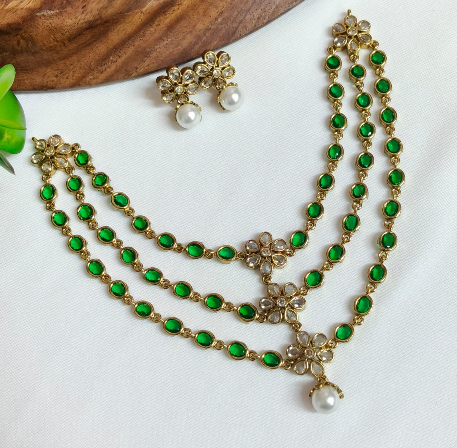 Ethnic Neck Set