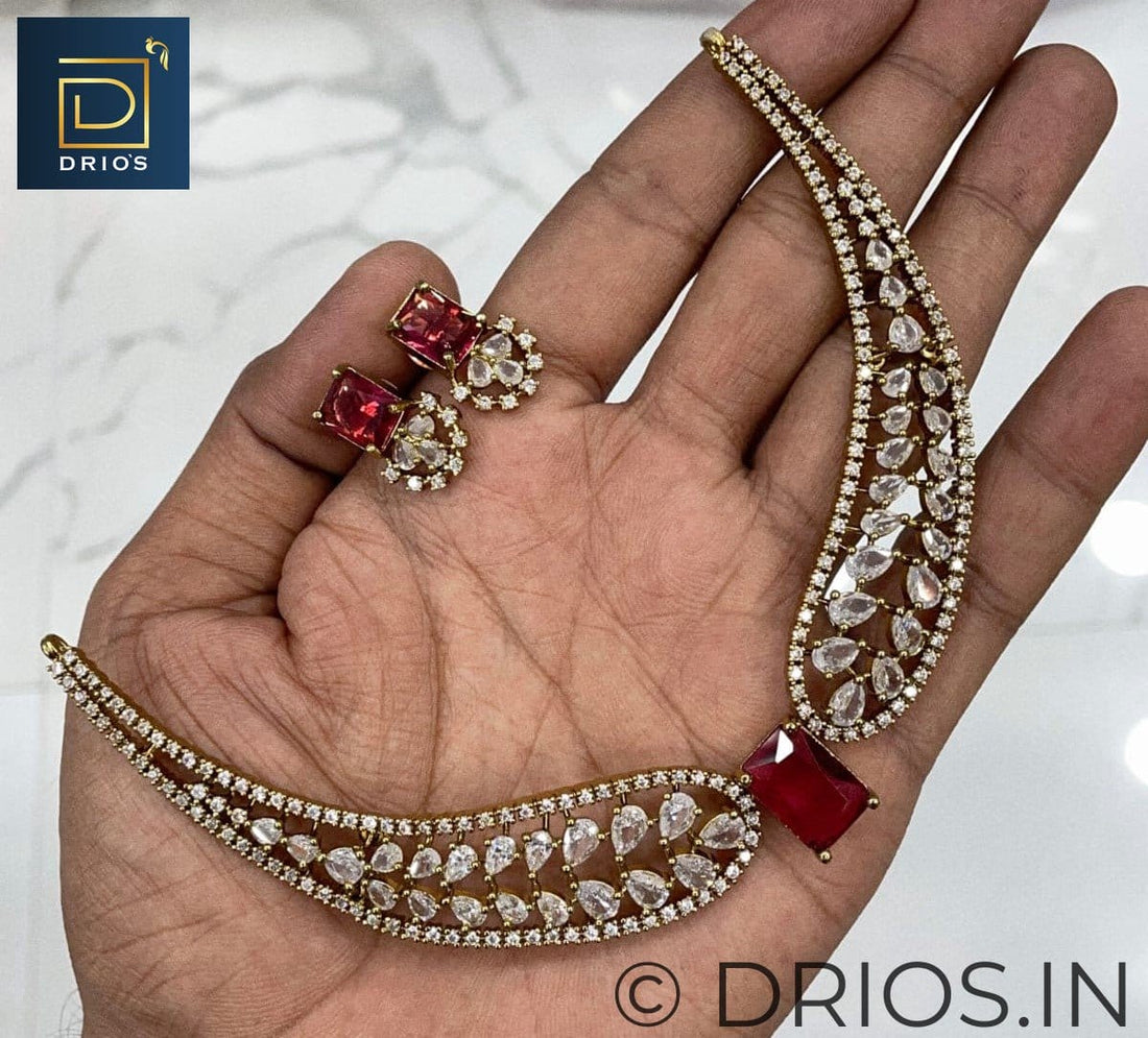 Drio's Brass Elegance Necklace