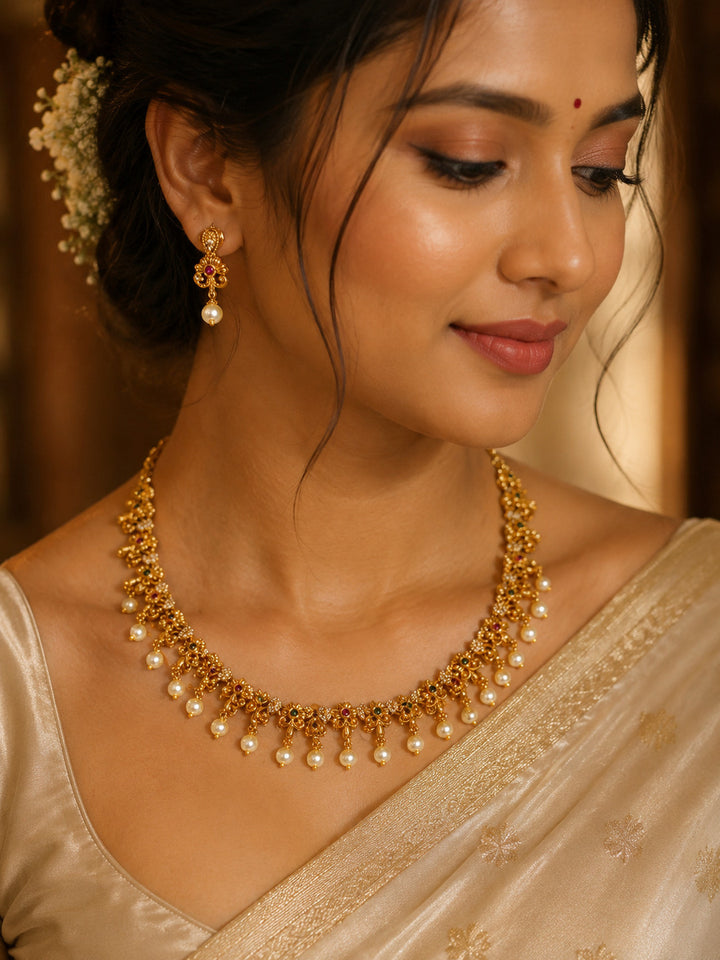 BRASS NECKLESS